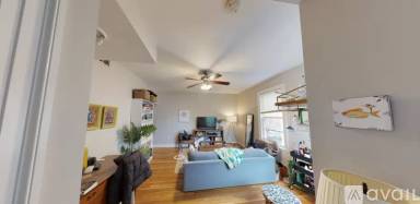 Main picture of 13 Pleasant St