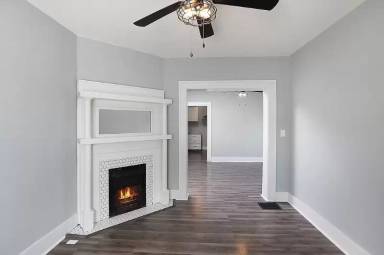 Main picture of 541 Adams St