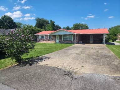 Main picture of 214 Estate Dr