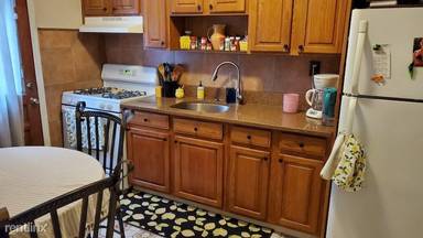 Main picture of 2459 32nd St