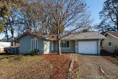 Main picture of 364 N 4th St