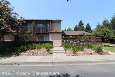 Main picture of 1999 Pomar Way
