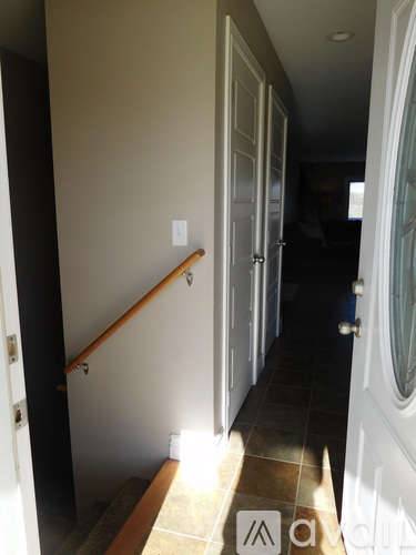 Main picture of 428 W Deerwood Dr