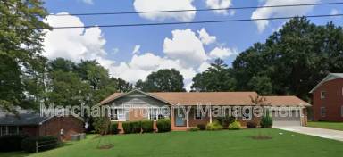 Main picture of 208 Imperial Dr