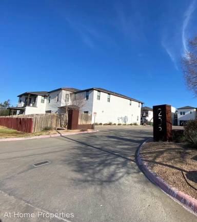 Main picture of 203 Brentwood Dr E