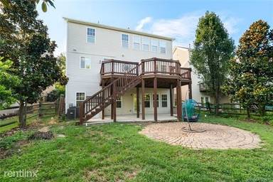 Main picture of 1914 Wilburn Park Ln NW