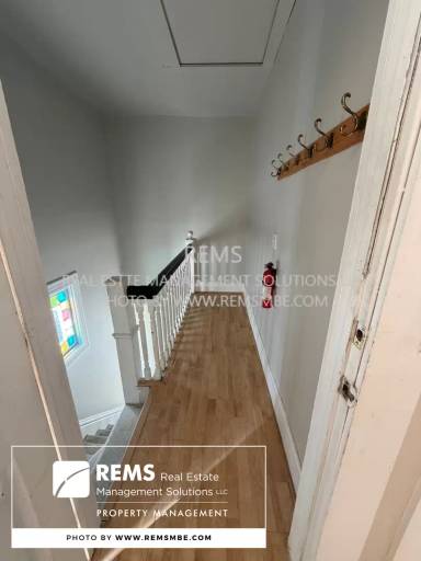 Main picture of 947 Williamson St