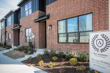 Main picture of 2807 Stanley Ave