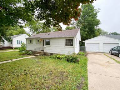 Main picture of 124 S Wilmoth Ave