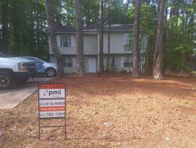Main picture of 6562 Carriage Ln