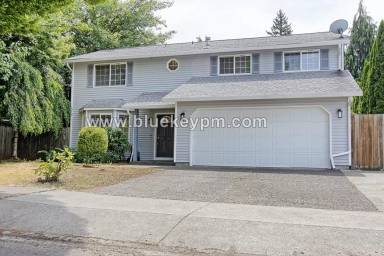 Main picture of 12711 NE 101st St