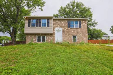 Main picture of 629 Harbour Oak Dr