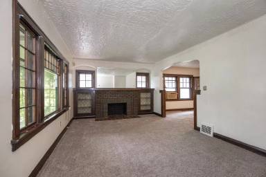 Main picture of 17916 E Park Dr