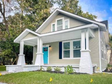 Main picture of 430 Lawton Ave