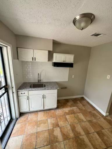 Main picture of 1825 Castalia St