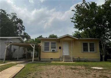 Main picture of 207 Fargo Ave
