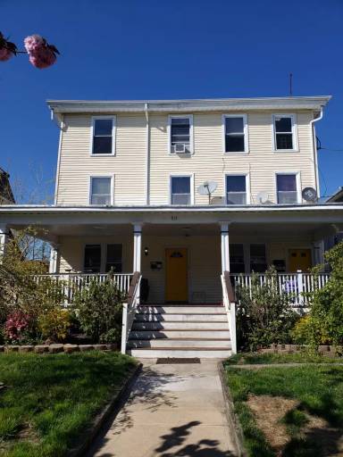 Main picture of 511 1st Ave