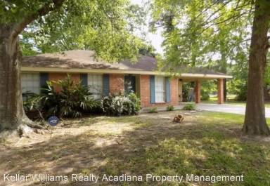 Main picture of 317 Cambridge Dr