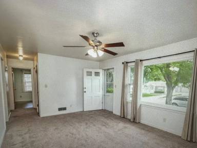 Main picture of 1521 Patton Ave