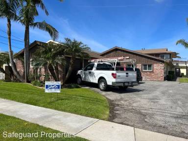 Main picture of 2617 Florida St