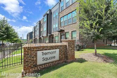 Main picture of 436 W Tremont Ave