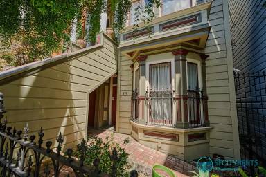 Main picture of 878 Haight St