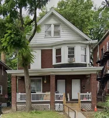 Main picture of 2141 Burnet Ave