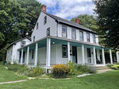 Main picture of 31 Wilson Dr