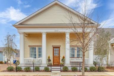 Main picture of 129 Lombard St