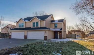 Main picture of 2601 Jordan Ln