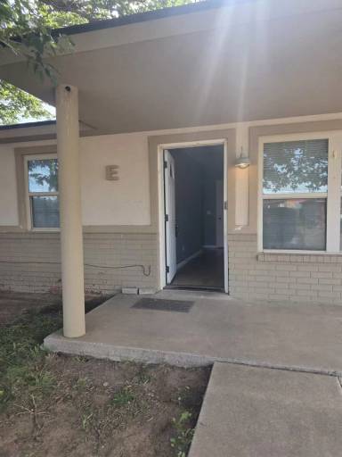 Main picture of 4201 W Farmers Ave