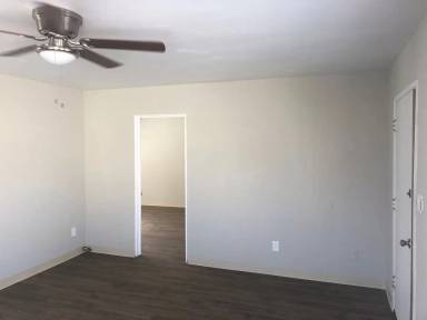 Main picture of 714-724 Oliver Ave