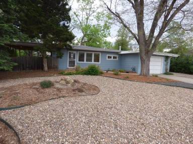 Main picture of 255 Ammons St