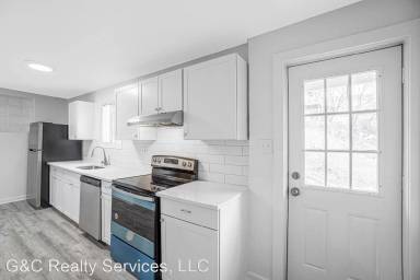 Main picture of 288 Paul St