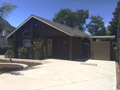 Main picture of 256 E Foothill Blvd