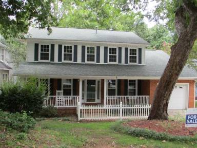 Main picture of 328 Old Salem Way