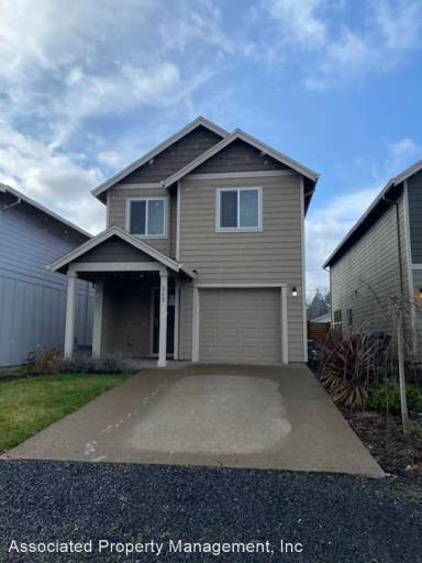 Main picture of 313 NW Ebberts Ave