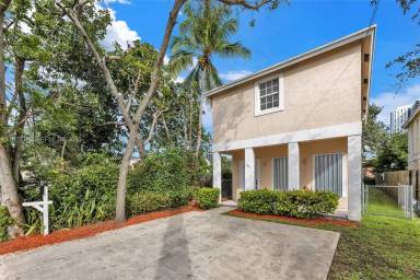 Main picture of 1541 NW 1st Ct