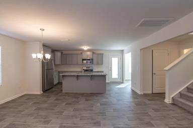 Main picture of 191 Clove Hitch Dr