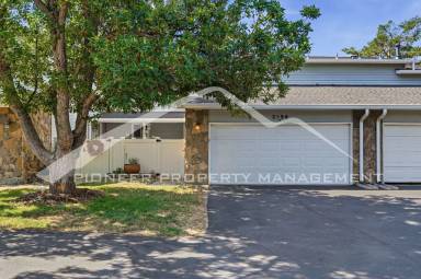 Main picture of 2598 S Vaughn Way