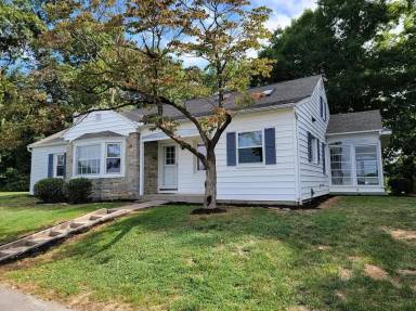 Main picture of 145 Weaver Rd
