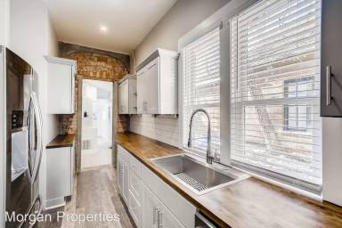 Main picture of 1702 Walnut St