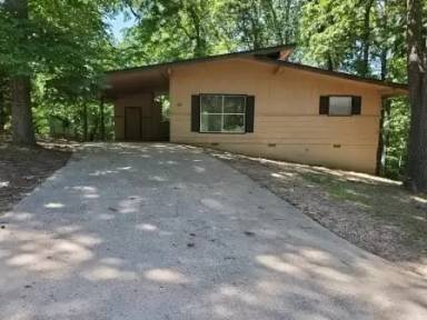 Main picture of 35 Sheneman Dr