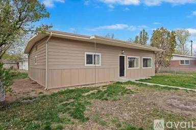 Main picture of 850 Riverside Ave