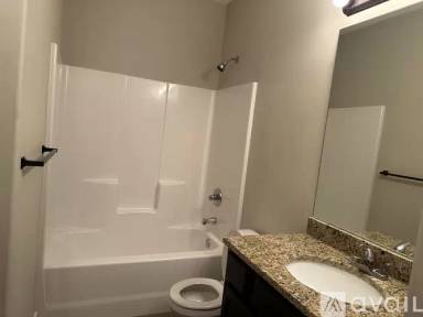 Main picture of 4705 N Hillside Ct