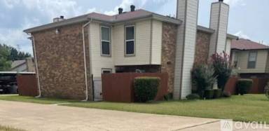 Main picture of 5512 Lewis Ct