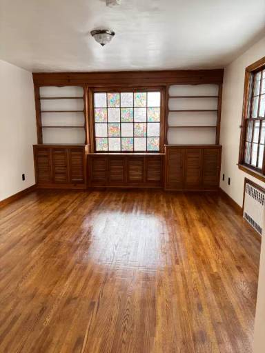 Main picture of 226 Chesnut Ave