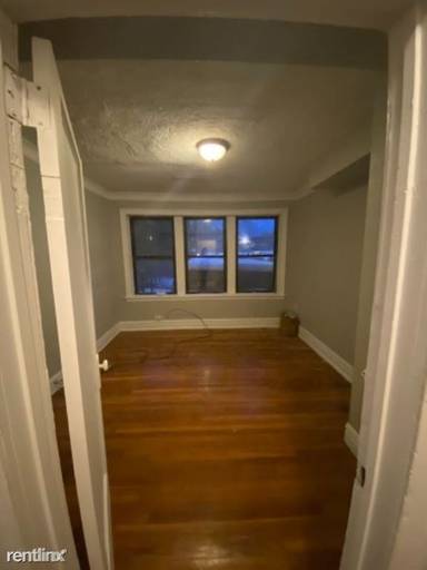 Main picture of 7749 S Yates Blvd