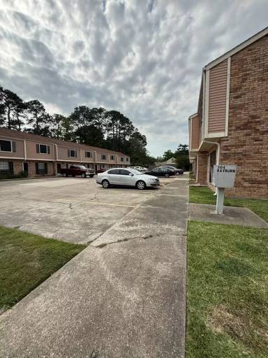 Main picture of 304 Rayburn St