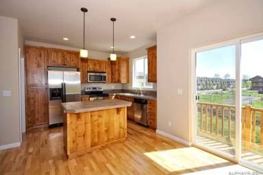 Main picture of 16275 SW Gage Ln